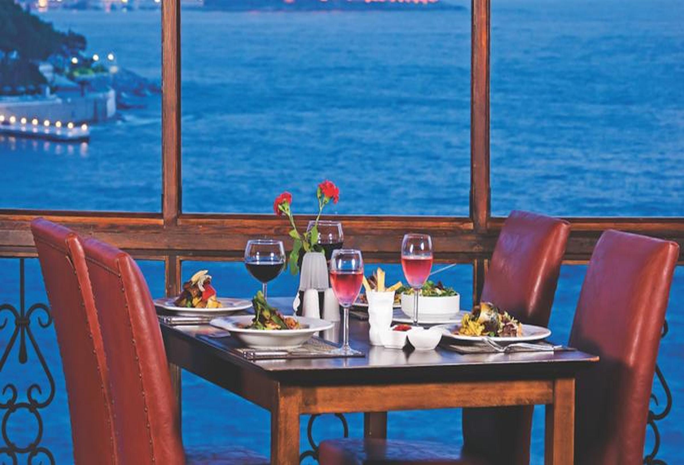 Complex Korumar Deluxe Kusadası
